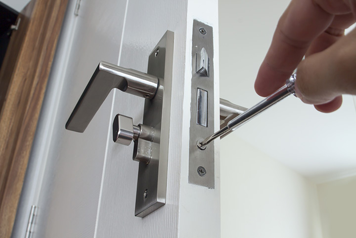Our local locksmiths are able to repair and install door locks for properties in Newcastle Upon Tyne and the local area.